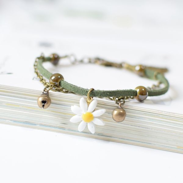 

dragon boat festival gift ceramic daisy bracelet girl's lovely bell versatile student, Golden;silver