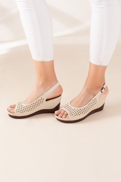 

sandals women's beige filler klulu, Black