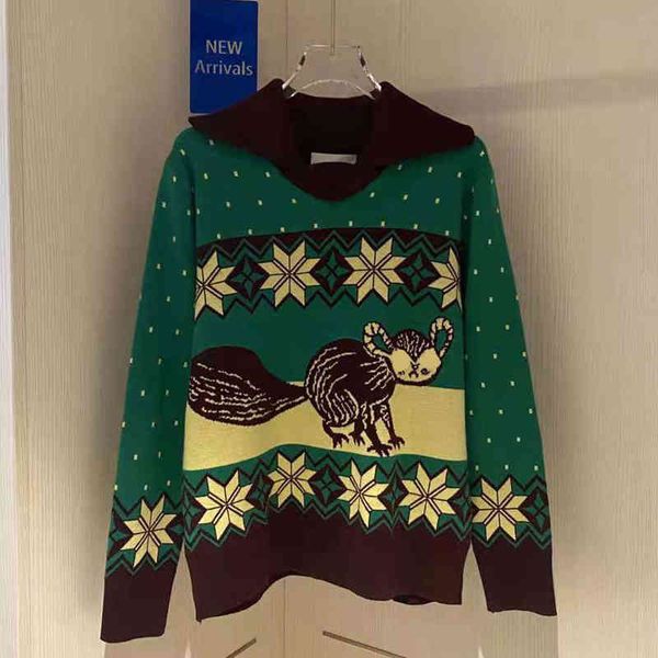 

2022 factory wholesale new high version autumn fashion green squirrel contrast jacquard youth soft couple sweater, White;black