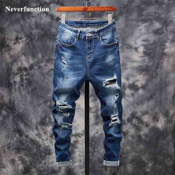 Homens rasgados Destruído Casual Slim Fit Jeans Moda Streetwear Big Holes Hip Hop Masculino Algodão Mendigo Denim Harem Calças 210716