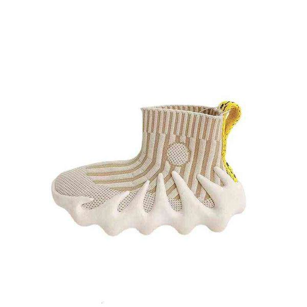 

children's flying weaving sneakers 2021 spring and autumn middle large children's ocs boys' running coconut shoes girls', Black