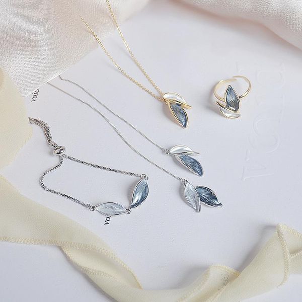 

chains french retro morandi leaf design pendant necklace for woman ins high-quality choker clavicle chain jewelry accessories, Silver