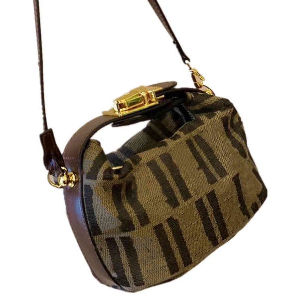 

medieval lunch box bag bento lady retro flower small hand walking dog