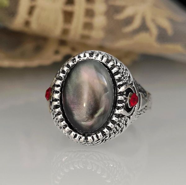 

wedding rings vintage male female black oval stone ring classic silver color flower engagement punk red zircon for women, Slivery;golden