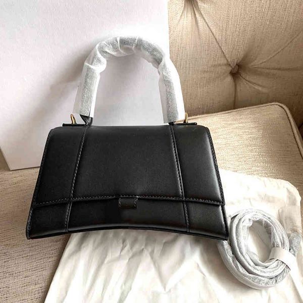 

designer handbags bag balencaiga high-quality chain messenger fashion one-shoulder portable hourglass luxurys designer evening dress women b