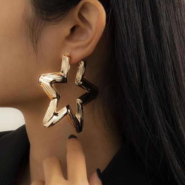 

hoop & huggie jl exaggerated metal gold five-pointed star earrings for cool girl, Golden;silver