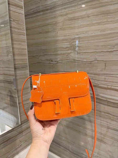 

ai new bright leather crocodile kangkang bag with color button stewardess single shoulder cross small square bag fashion tofu zly