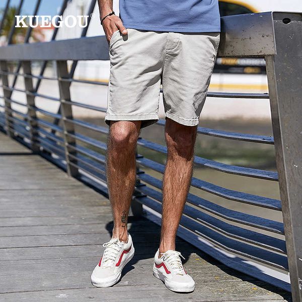 KUEGOU Shorts Mode Männer Reine Farbe Mikroelastisch Gerader Typ Slim Khaki Hosen Herren Sommergröße KK-2901 210714