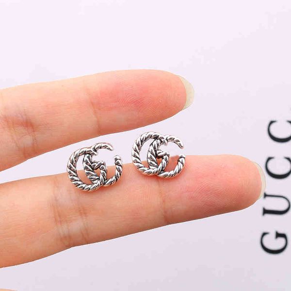 

2022 latest factory wholesale classic letter earrings women's net red s925 silver needle versatile earrings, Golden
