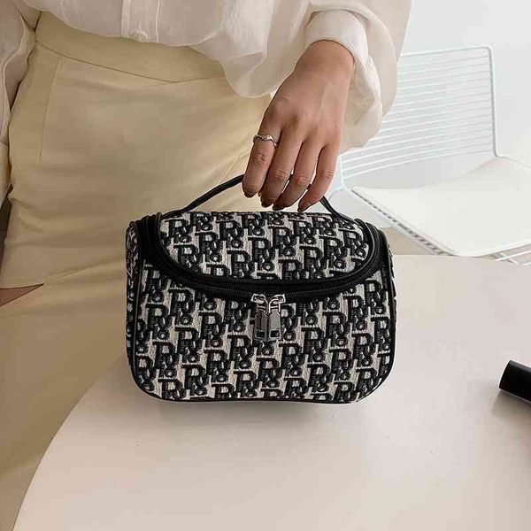 

2022 latest models handbag wholesale style summer same one shoulder women's bag