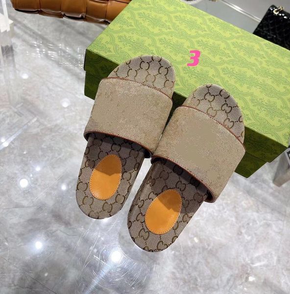 

2022 latest designer slides mens women slippers summer sandals beach sliders flat platform scuffs bathroom home shoes with gift box 36-46 54, Black