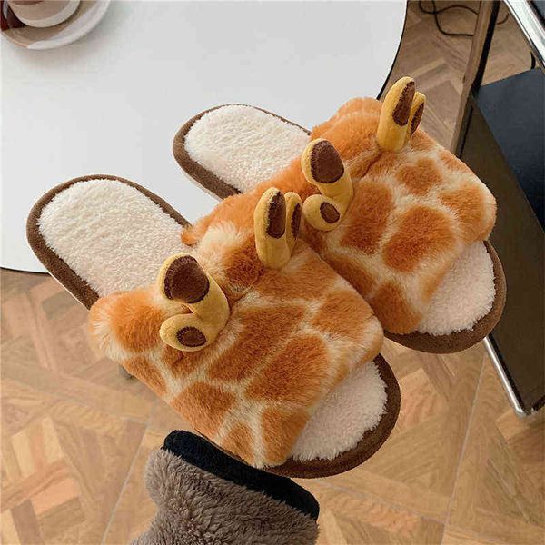 2021 inverno casa scarpe pelose peloso soffice peluche diapositive camera da letto giraffa del fumetto con le orecchie pantofole pantofole di pelliccia di cotone per le donne H1115