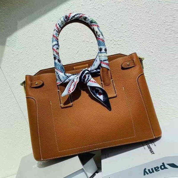 

designer bagsleather handbag commuter ladies 30cm large capacity first layer cowhide multi-compartment all-match crossbody business fashionl