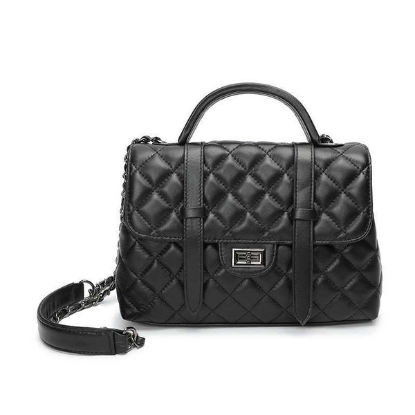 

2022 new xiaoxiangfeng women's shoulder bag korean sheepskin chain messenger bag fashion lingge leather women's bag y42