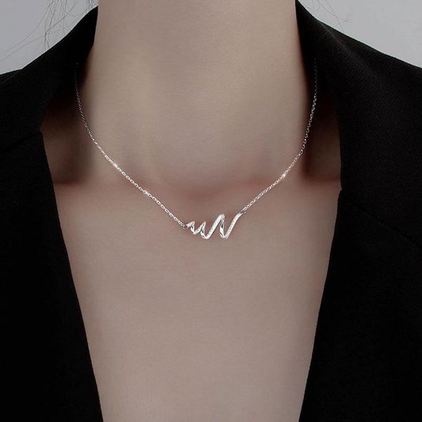 

chains s925 silver wave necklace female light luxury temperament 2021
