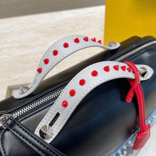 

rivet wholesale f family bags 2021 akend onthego handbag business fashion p zhouzhoubao123 c crossbody tb saddle bag quilted handbags, Black
