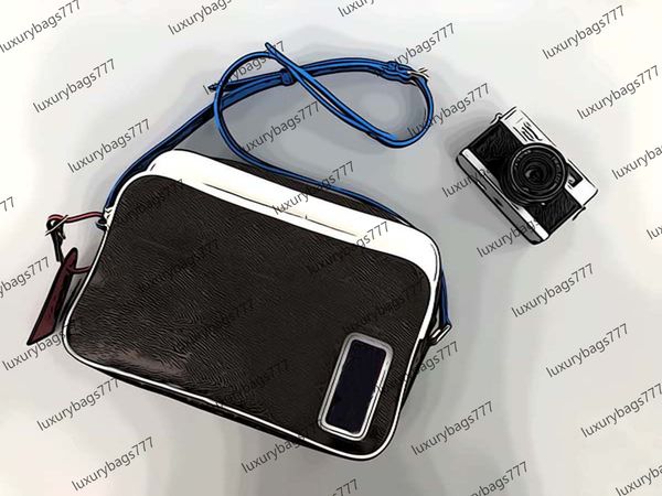 

2021n ew ba luxurys designers bags l handbags camera bag fashionable postman'bag size 30 20 9 cm two color