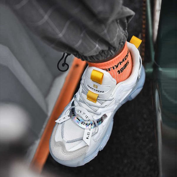 

new designer street style thick men's comfortable sneakers high light elastic breathable man sport running