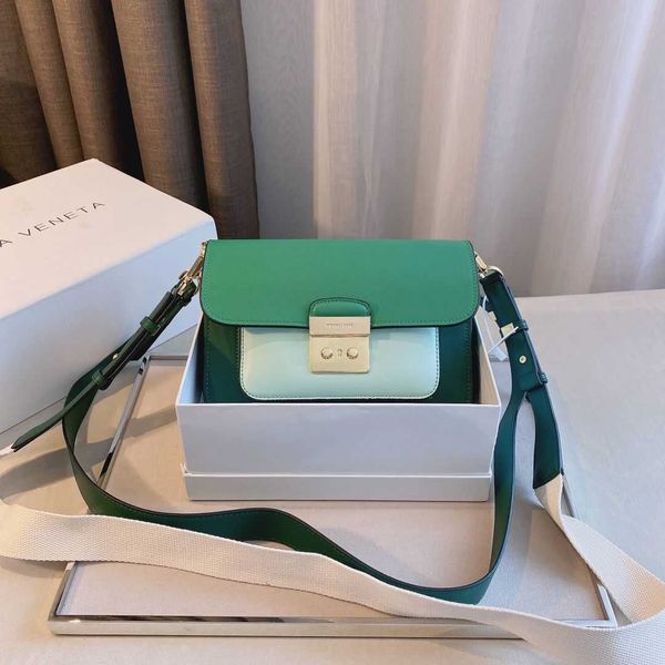 

women luxurys designers bags 2021 designer handbags multi pochette crossbody bag zhouzhoubao123 louisbags_18 hanghhangbag fashion korean wid