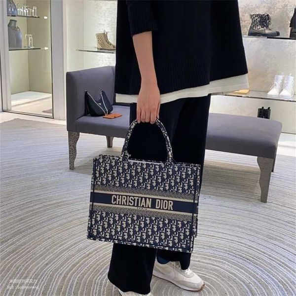 

old flower embroidery tote bag portable one shoulder shopping wome