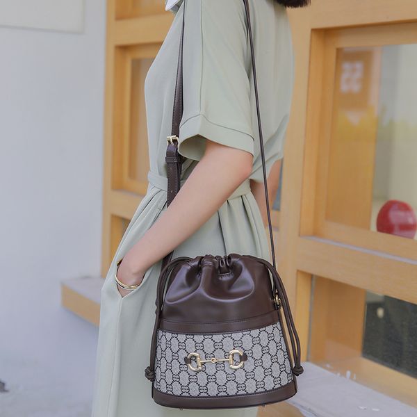 

selling leather bag women's versatile printed messenger single shoulder