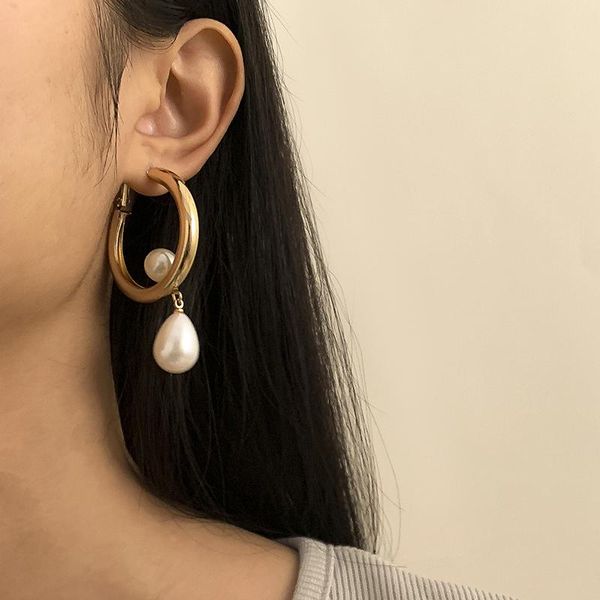 

stud spring and summer ladies retro water drop imitation pearl earrings hip hop exaggerated style geometric, Golden;silver