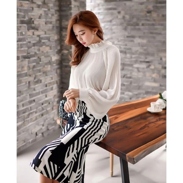 

korean office lady pleated shirt + printed hip skirt set, White