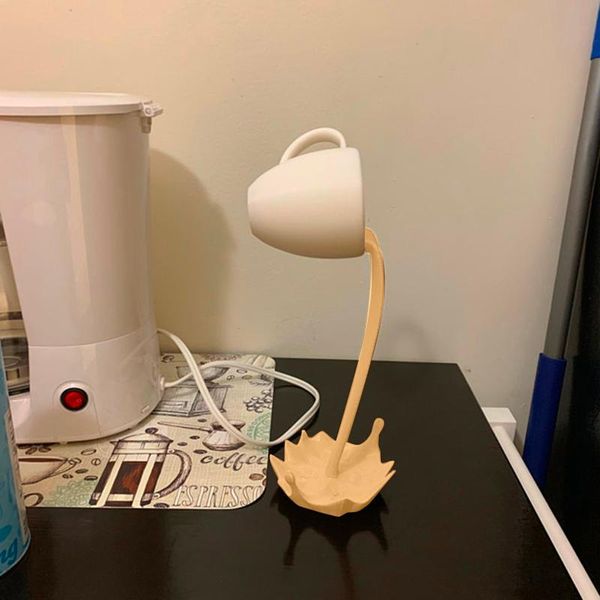 

2pc floating coffee cup mug sculpture kitchen decor pouring spilling home decoration mugs