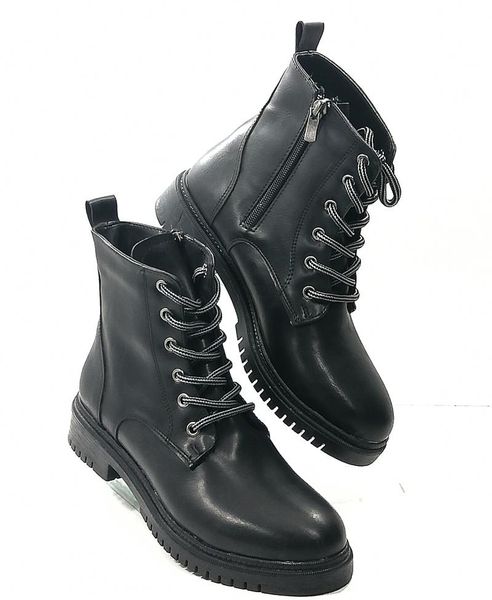 

boots black. winter. flat sole women's boots. rubber sole. warm indoor. season. luxury, very chic