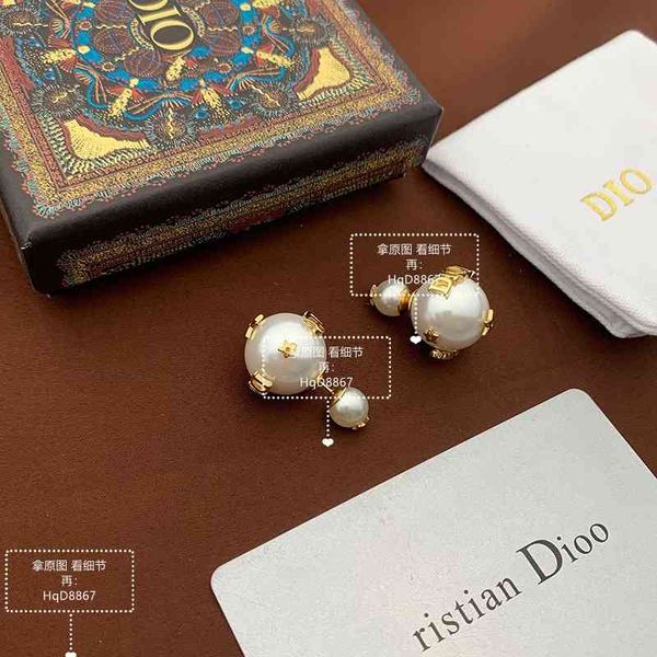 

2021 new designer family pearl earrings female big and small letter star 2021 live band, Golden