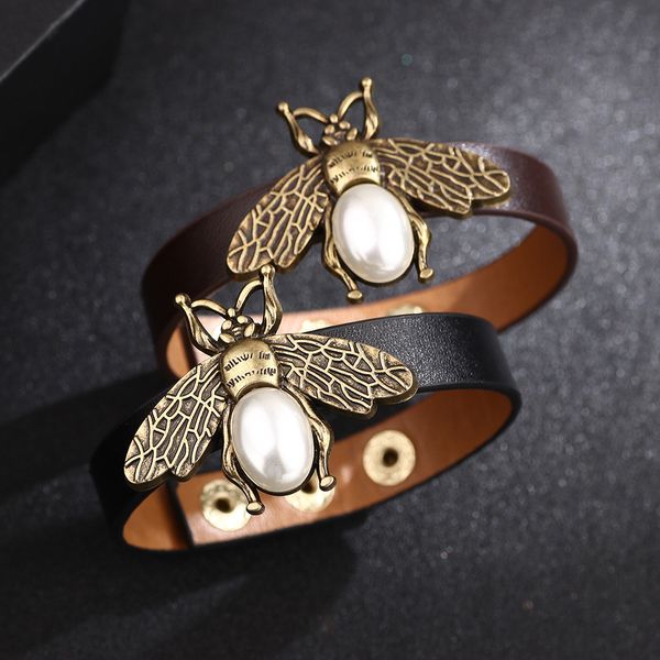 

qinuo creative personality new alloy little bee pu leather pearl student bracelet, Golden;silver