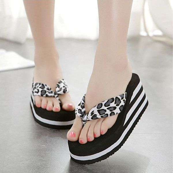 

slippers summer style female sandals ultra-high sole slip-resistant flip-flops slope bottom students wear z188, Black