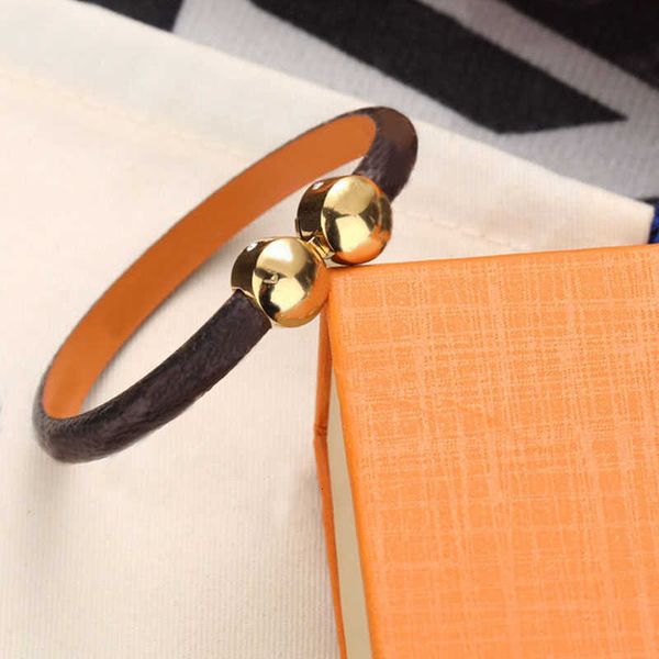 

designers gold bracelets vintage leather couple bracelet love fine jewelry mens women chain link flower fashionÂ brand 2105086sx, Golden;silver