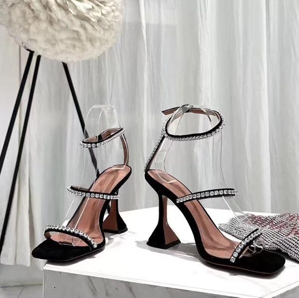 Высококачественные водяные дрель на высоких каблуках сандалии сандалии черного цвета натуральные кожаные точечные насосы насосы резина