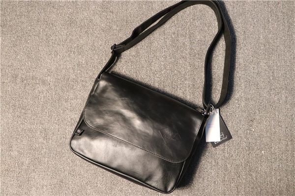 

men's simple shoulder messenger bags trend backpack vintage horizontal postman bag