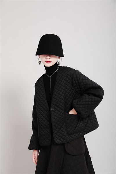 

msxu woman's loose rhombic ladies'jacket design jacket cotton sense, Black;brown