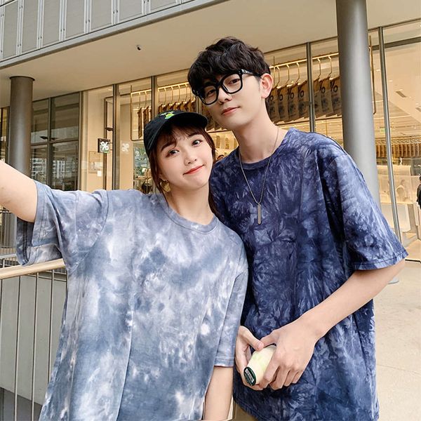 

a set of 2021 short sleeve t-shirt, White;black