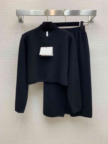 

high end 2020 letter embroidery long sleeve t-shirt + high waist slim slit skirt suit, Tan;black