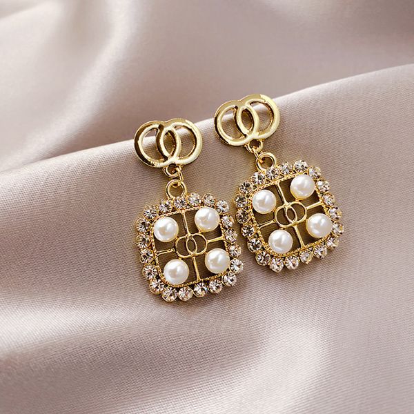 

design jewelry new fashion small fragrance feminine texture net red hundred pearl earrings, Silver