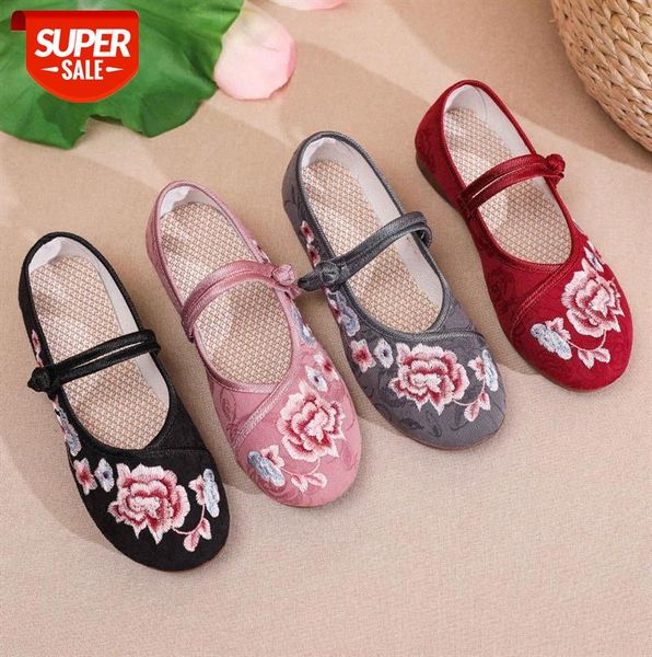 

old beijing cloth shoes, women's embroidered soft-soled hanfu, ethnic style retro single shoes #im1p