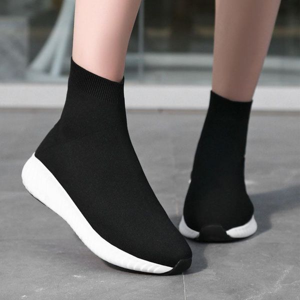 

slippers autumn and winter socks shoes2021 ladies flying shoes flat-heel solid color warm lightweight high-women's sneakers, Black