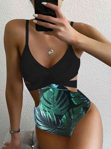 

2021 new swimsuit printed one piece, White;black