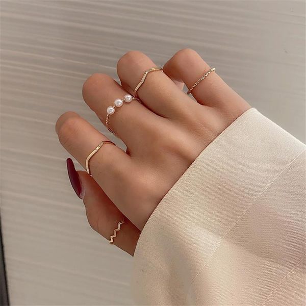 

cluster rings 5 pcs/set simple fashion wave pattern ring set for women trend personality pearl zirocn metal multilayer jewelry girl gift, Golden;silver