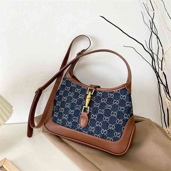 

60% clearance sale counter canvas embroidered armpit tote women's foreign style single shoulder bag versatile niche messenger bag fashi