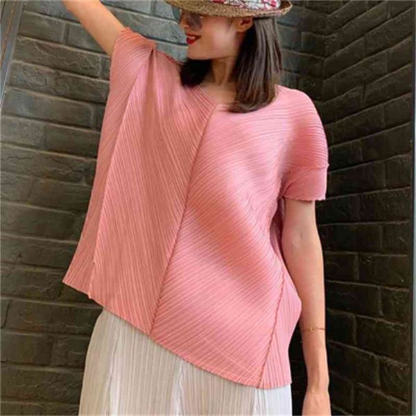 

knits fashionable joker loose batwing sleeve fold in pure color temperament design is a minority v- neck t-shirt stock, White