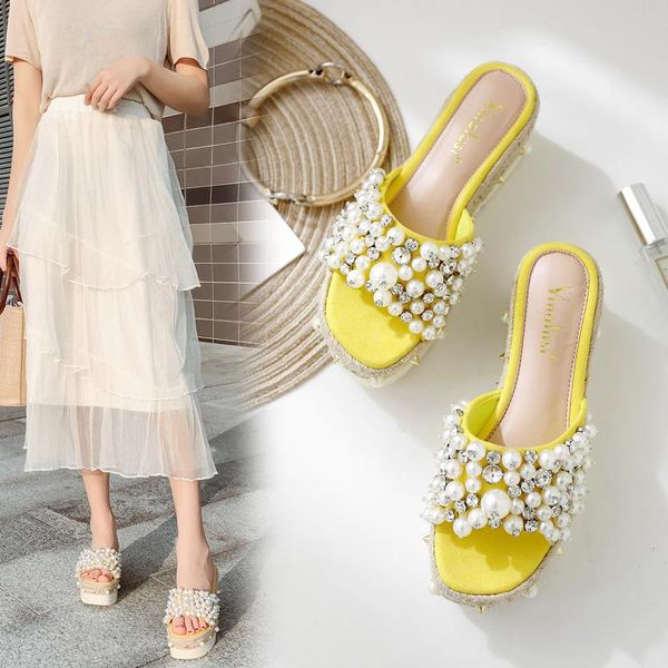 

slippers women summer shoes on a wedge rubber flip flops pantofle heeled mules platform glitter slides hawaiian 2021 high jelly, Black