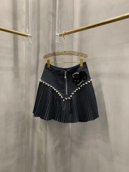 

skirts ladies 2021 fashion solid color pleated sequin flower skirt 0107, Black