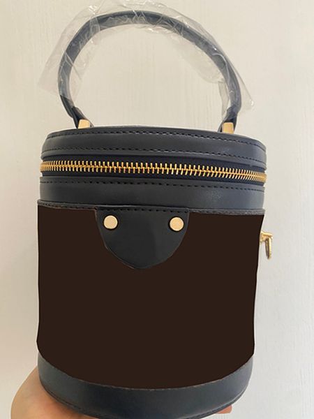 

fashion lady cosmetic bag designer retro letter printing temperament trendy handbag