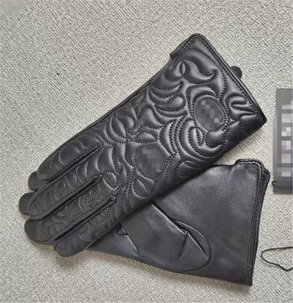 

women winter leather gloves women warm windproof fashion outdoor cycling gloves wholesale, Blue;gray