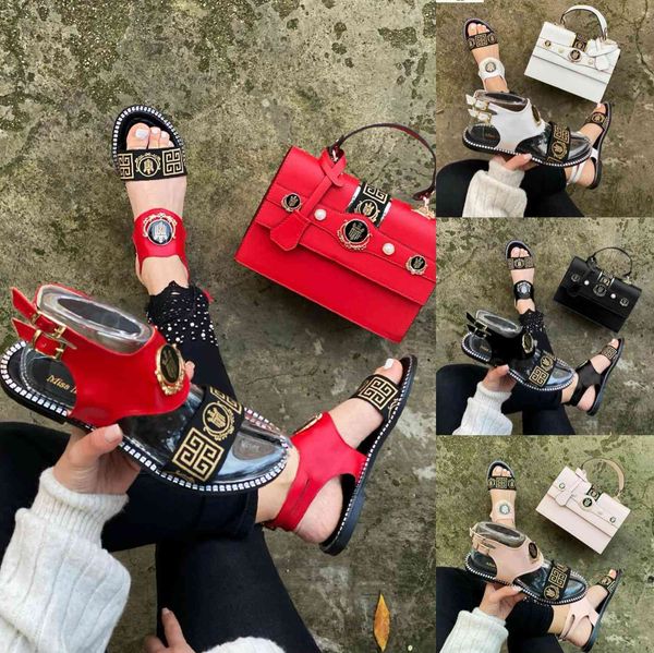 

sandals miss melisa slipper sandals set code 2idw, Black